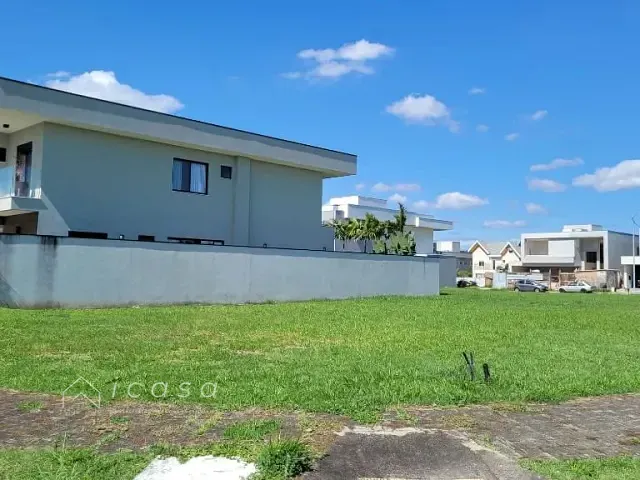 Terreno com 552m², à venda, no bairro Jardim do Golfe em São José dos Campos