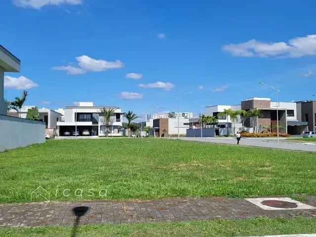Terreno com 552m², à venda, no bairro Jardim do Golfe em São José dos Campos