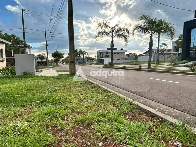 Terreno com 303m², à venda, no bairro Jardim Carvalho em Ponta Grossa