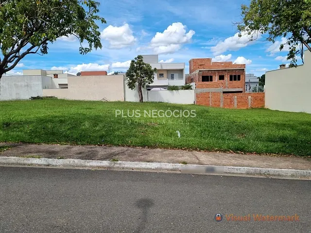 Terreno com 260m², à venda, no bairro Aparecidinha em Sorocaba
