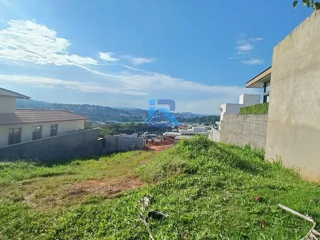 Terreno com 562m², à venda, no bairro Reserva Santa Rosa em Itatiba
