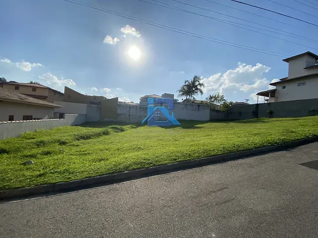 Terreno com 300m², à venda, no bairro Residencial Fazenda Serrinha em Itatiba