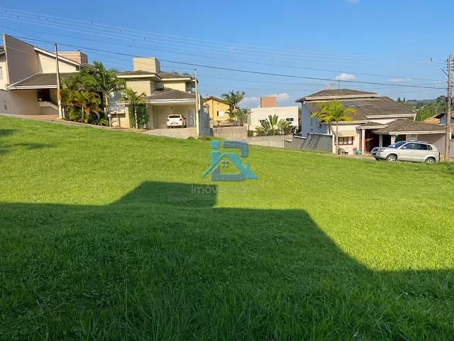 Terreno com 300m², à venda, no bairro Residencial Fazenda Serrinha em Itatiba