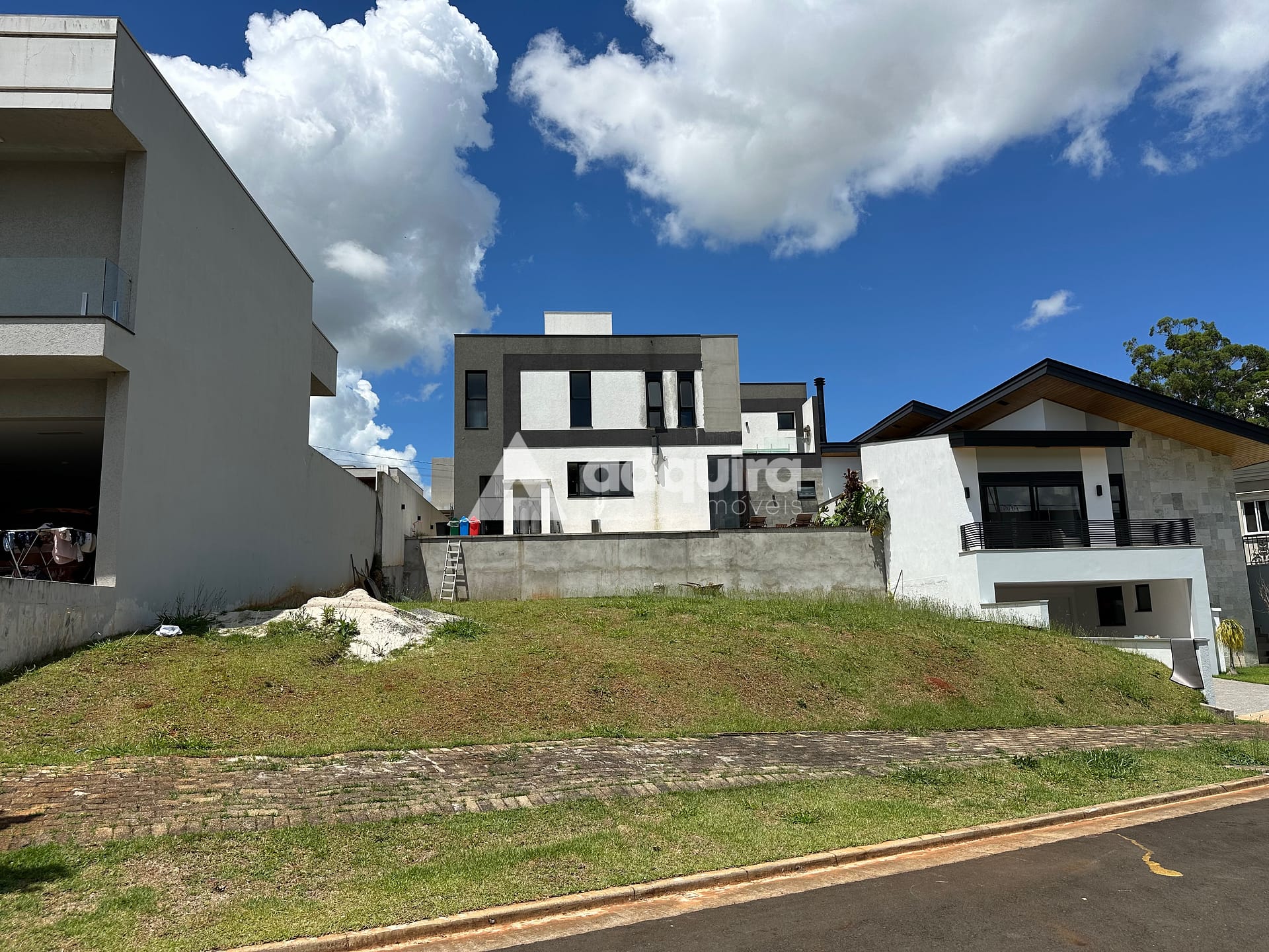 Terreno, 301 m² - Foto 2