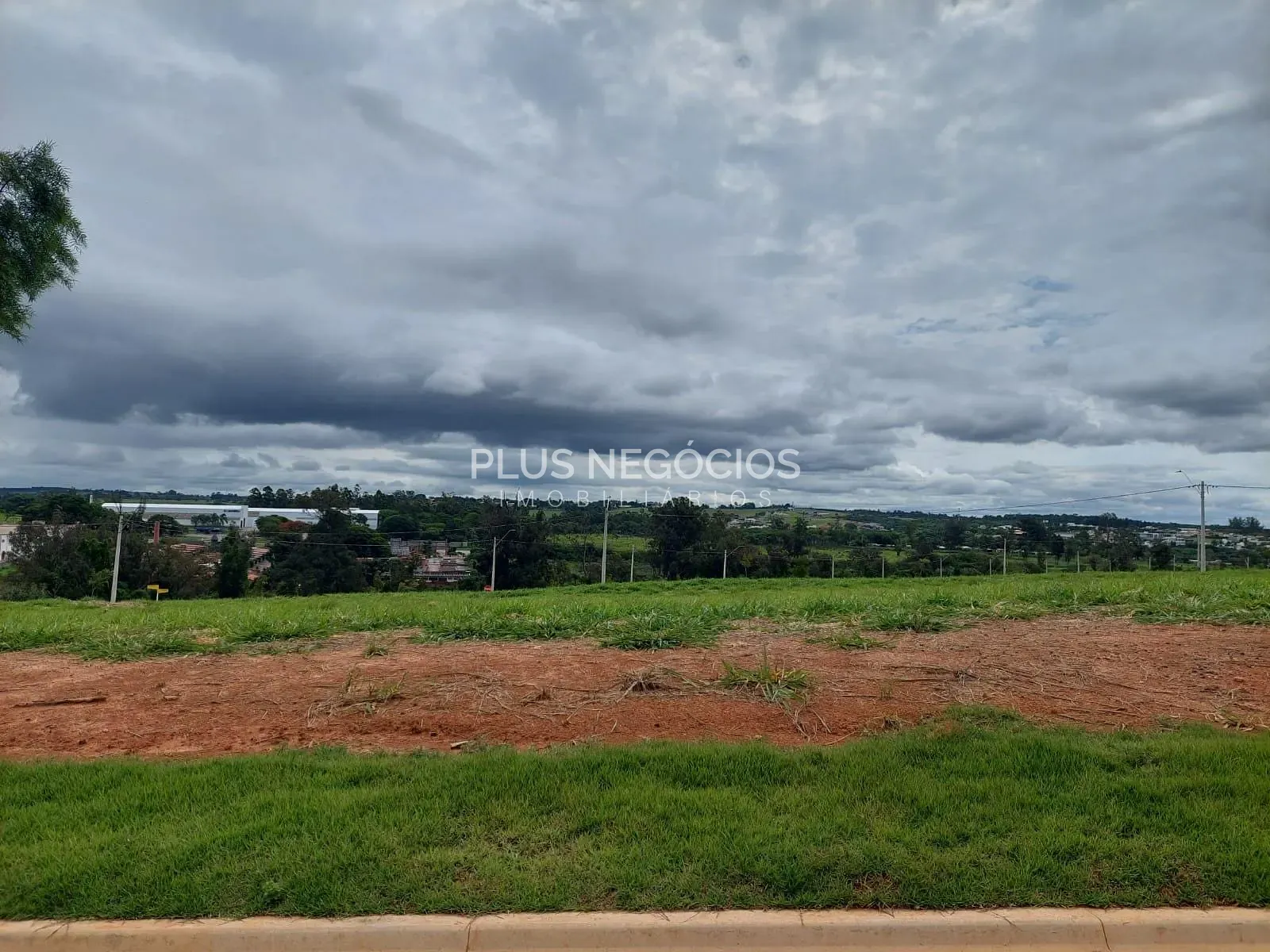 Terreno, 332 m² - Foto 2