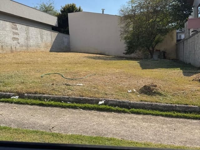 Terreno com 302m², à venda, no bairro Urbanova em São José dos Campos