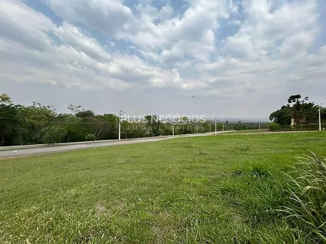 Terreno com 1098m², à venda, no bairro Residencial Reserva São José em Salto de Pirapora