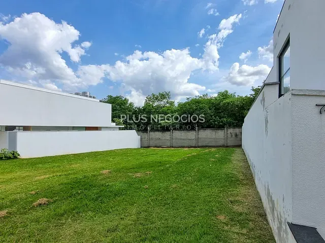 Terreno com 525m², à venda, no bairro Alphaville Nova Esplanada em Votorantim