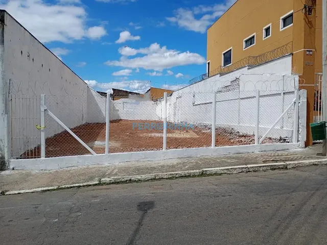 Terreno com 375m², à venda, no bairro Santana em São José Dos Campos