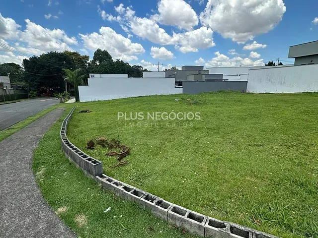 Terreno com 263m², à venda, no bairro Aparecidinha em Sorocaba