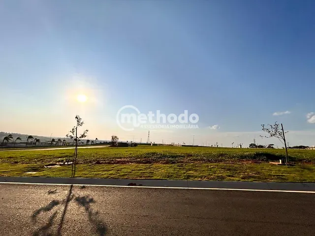 Terreno com 381m², à venda, no bairro Alphaville em Santo Antônio de Posse
