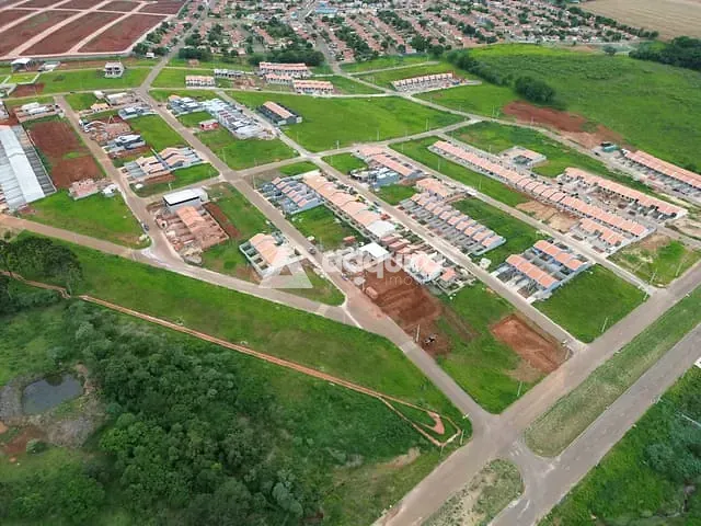 Terreno com 312m², à venda, no bairro Cará-Cará em Ponta Grossa