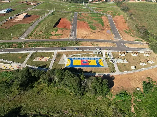 Terreno com 312m², à venda, no bairro Cará-Cará em Ponta Grossa