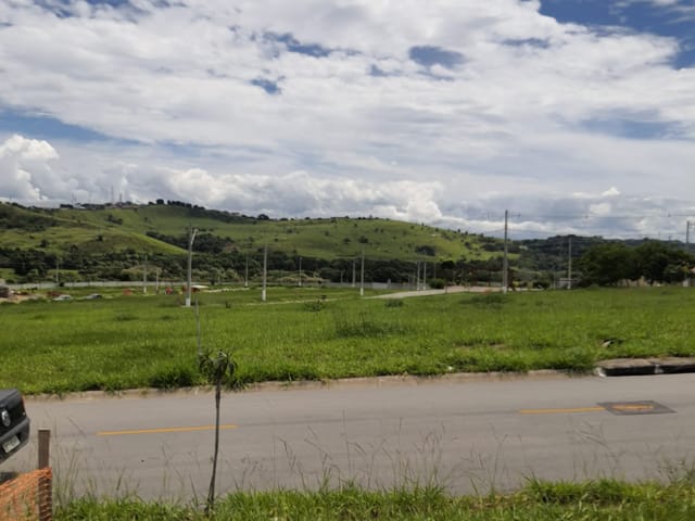 Terreno com 250m², à venda, no bairro Fazenda Itapecerica em Taubaté