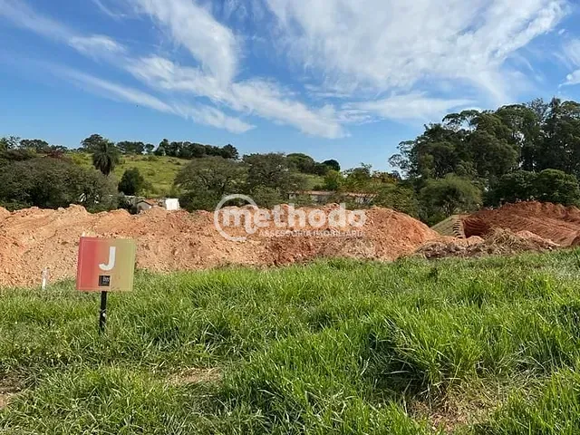 Terreno com 400m², à venda, no bairro Colinas do Castelo em Jaguariúna