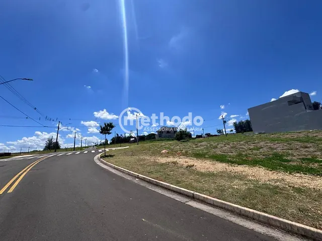 Terreno com 400m², à venda, no bairro Colinas do Castelo em Jaguariúna