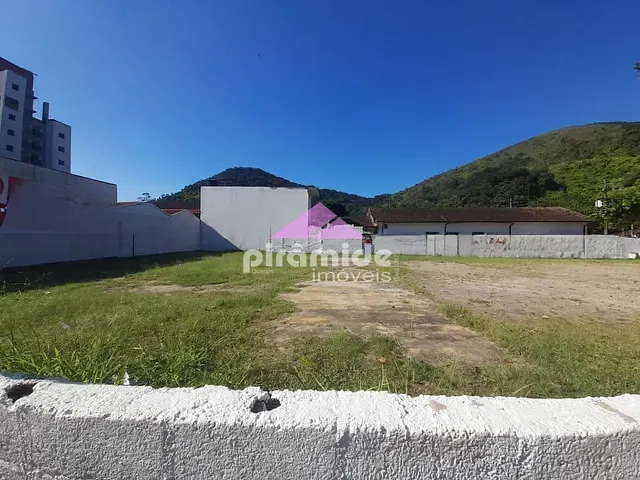 Terreno com 1050m², à venda, no bairro Martim de Sá em Caraguatatuba