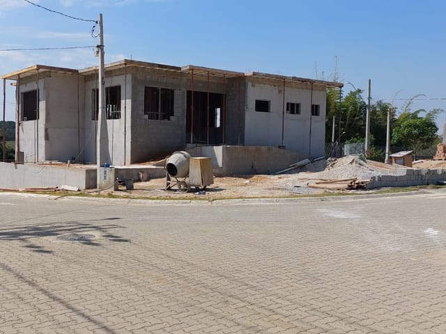 Terreno com 360m², à venda, no bairro Quiririm em Taubaté