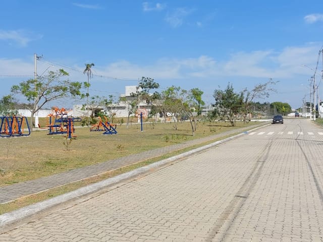 Terreno com 360m², à venda, no bairro Quiririm em Taubaté