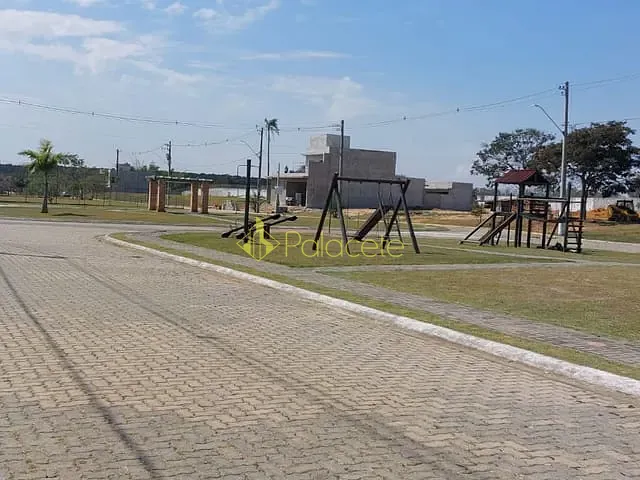 Terreno com 360m², à venda, no bairro Quiririm em Taubaté