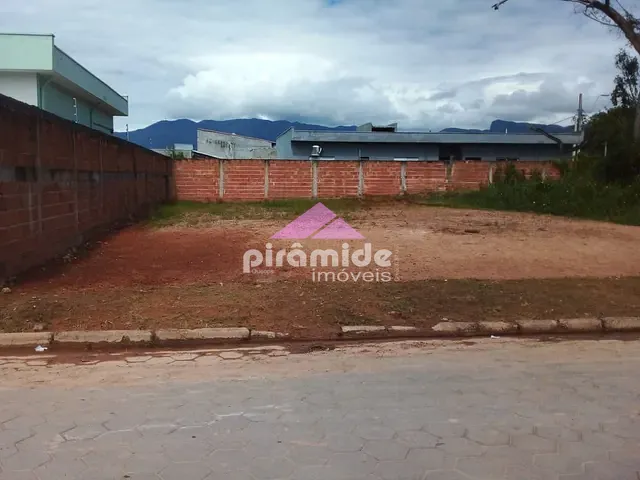 Terreno com 300m², à venda, no bairro Morro do Algodão em Caraguatatuba