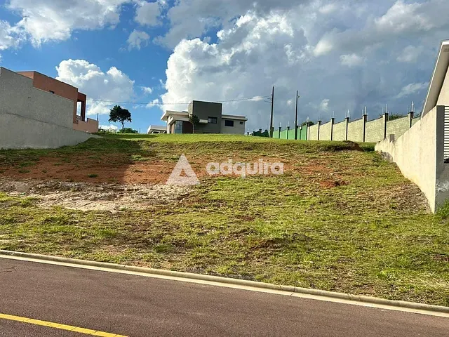 Terreno com 300m², à venda, no bairro Jardim Carvalho em Ponta Grossa