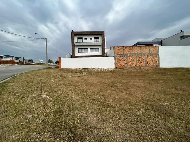Terreno com 443m², à venda, no bairro Iporanga em Sorocaba