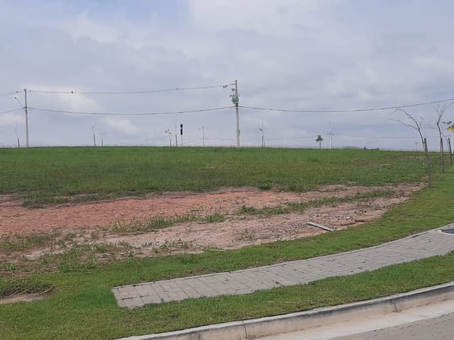 Terreno com 432m², à venda, no bairro Urbanova em São José dos Campos