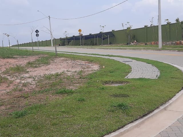Terreno com 432m², à venda, no bairro Urbanova em São José dos Campos