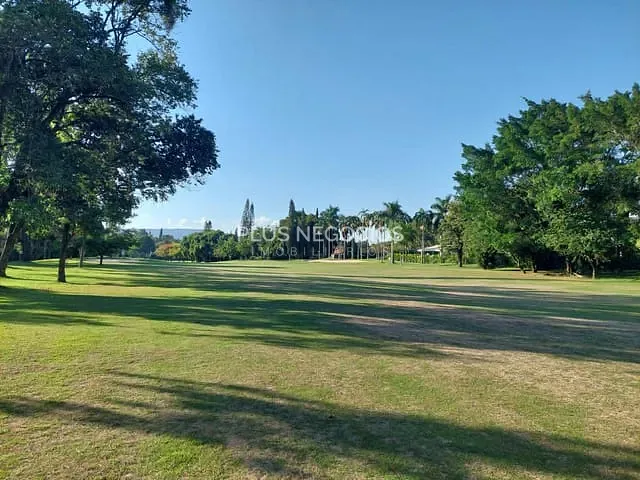 Terreno com 1020m², à venda, no bairro lago azul em Araçoiaba da Serra