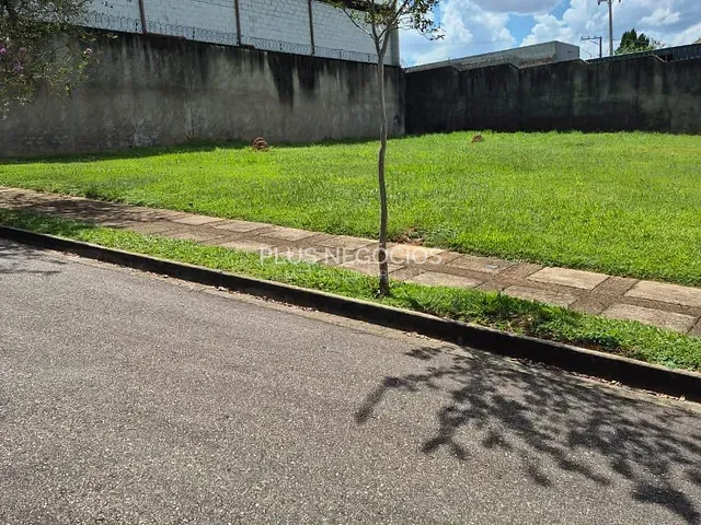 Terreno com 407m², à venda, no bairro Jardim Eltonville em Sorocaba