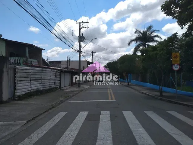 Terreno com 125m², à venda, no bairro Eugênio de Mello em São José dos Campos