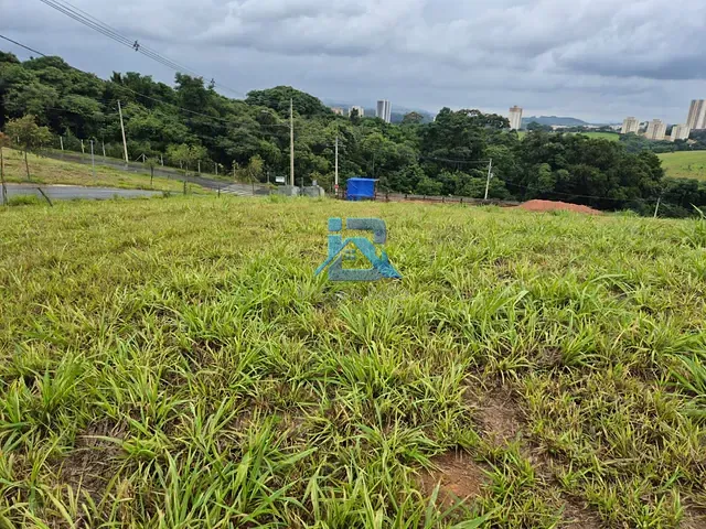 Terreno com 250m², à venda, no bairro Jardim Alto de Santa Cruz em Itatiba