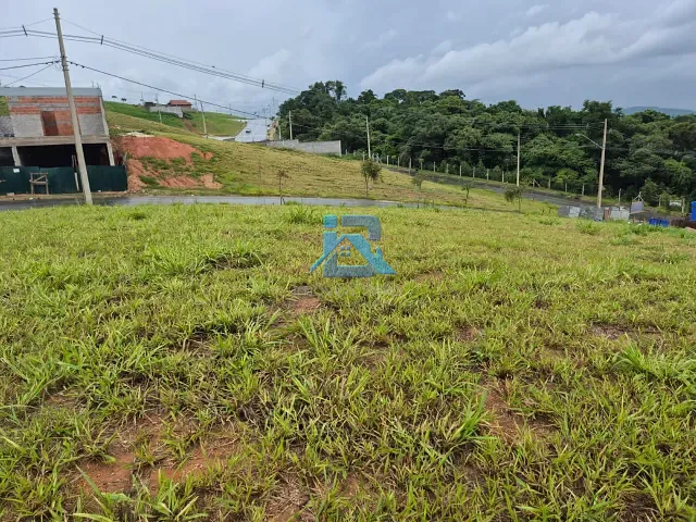 Terreno com 250m², à venda, no bairro Jardim Alto de Santa Cruz em Itatiba