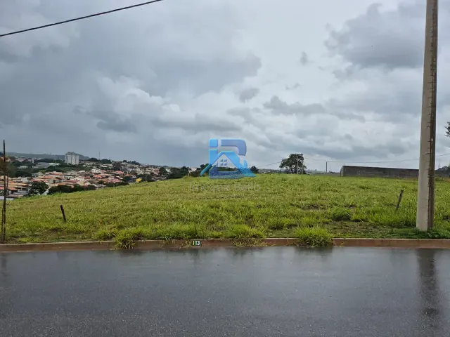 Terreno com 250m², à venda, no bairro Jardim Alto de Santa Cruz em Itatiba