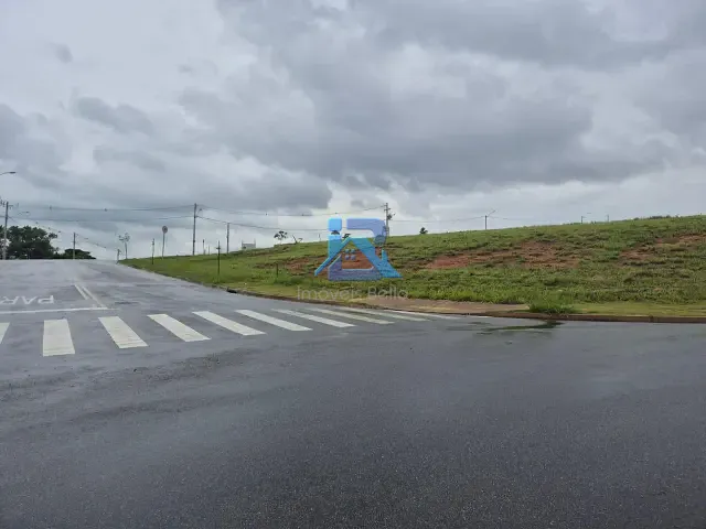 Terreno com 250m², à venda, no bairro Jardim Alto de Santa Cruz em Itatiba