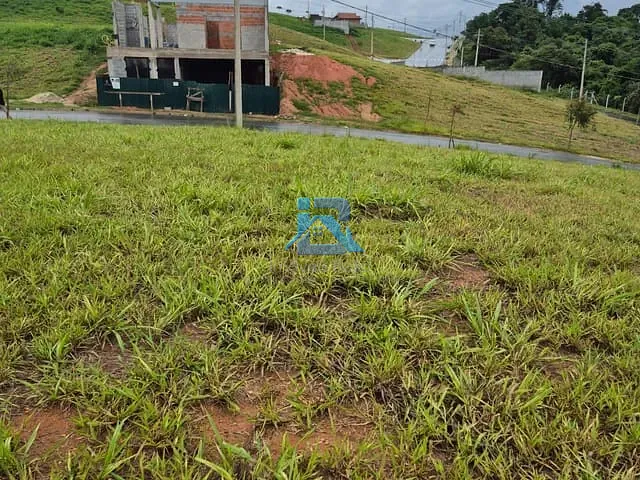 Terreno com 250m², à venda, no bairro Jardim Alto de Santa Cruz em Itatiba