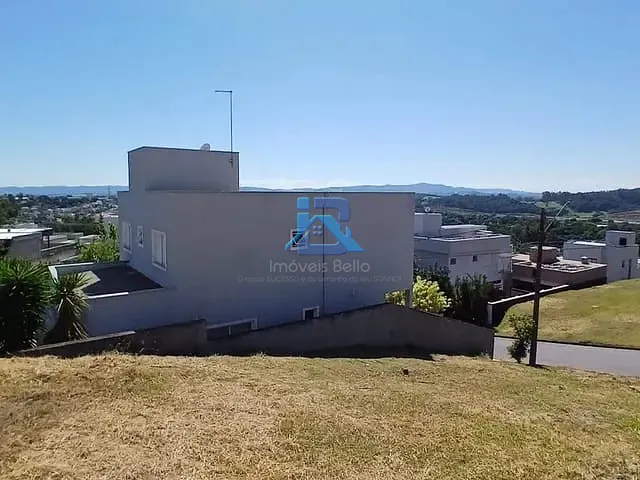 Terreno com 450m², à venda, no bairro Residencial Fazenda Serrinha em Itatiba