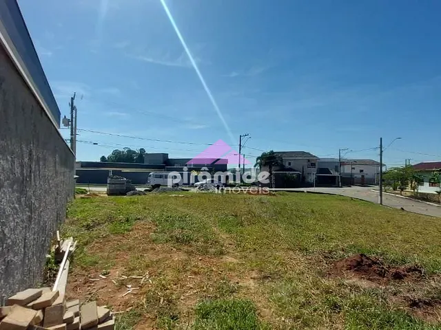 Terreno com 252m², à venda, no bairro Condomínio Residencial Mantiqueira em São José dos Campos