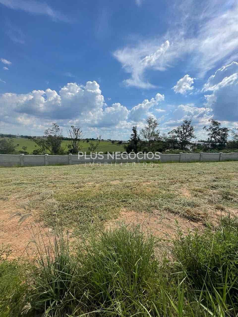 Terreno, 306 m² - Foto 1