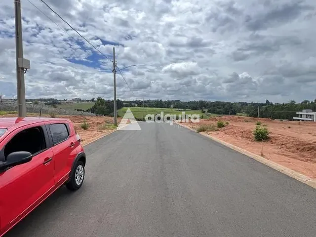Terreno com 200m², à venda, no bairro Contorno em Ponta Grossa