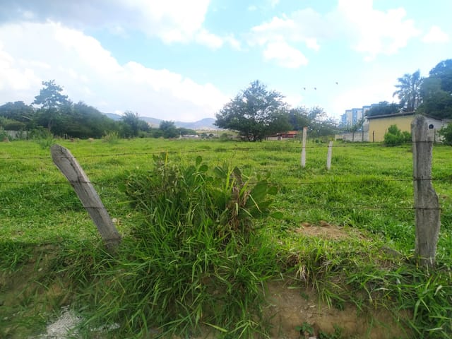 Terreno com 16400m², à venda, no bairro Feital em Pindamonhangaba