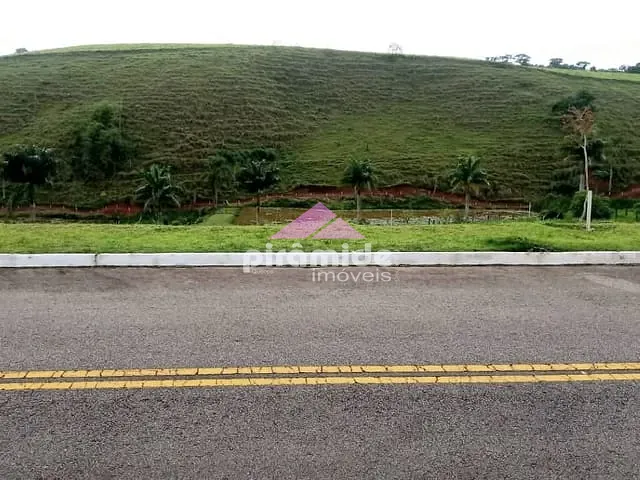 Terreno com 1399m², à venda, no bairro Paraibuna em Paraibuna