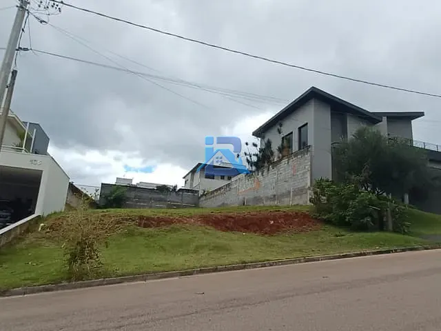 Terreno com 570m², à venda, no bairro 7 lagos em Itatiba