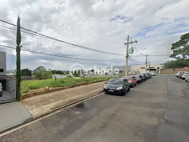 Terreno com 2000m², à venda, no bairro Fazenda Santa Cândida em Campinas