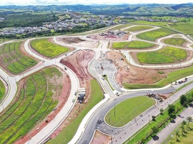 Terreno com 330m², à venda, no bairro Urbanova em São José dos Campos