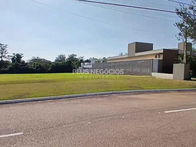 Terreno com 668m², à venda, no bairro barreiro em Araçoiaba da Serra