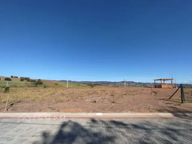Terreno com 269m², à venda, no bairro Piedade em Caçapava