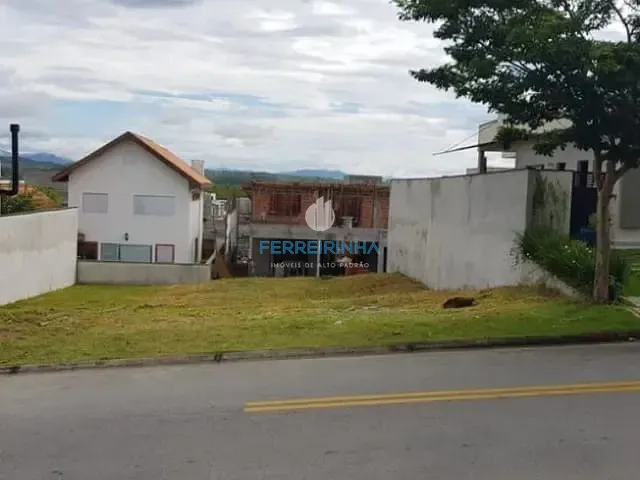 Terreno com 451m², à venda, no bairro Condomínio Residencial Monte Carlo em São José dos Campos