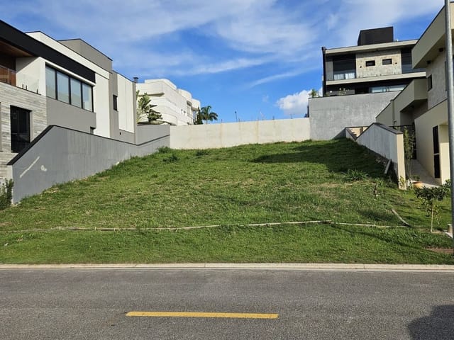Terreno com 523m², à venda, no bairro Condomínio Residencial Alphaville em São José dos Campos
